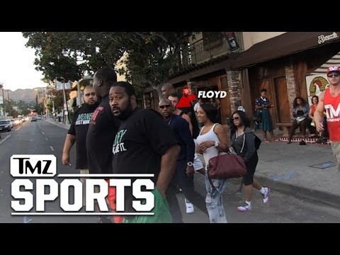 Floyd Mayweather -- 6 BODYGUARDS ... For Chicken & Waffles Run | TMZ Sports
