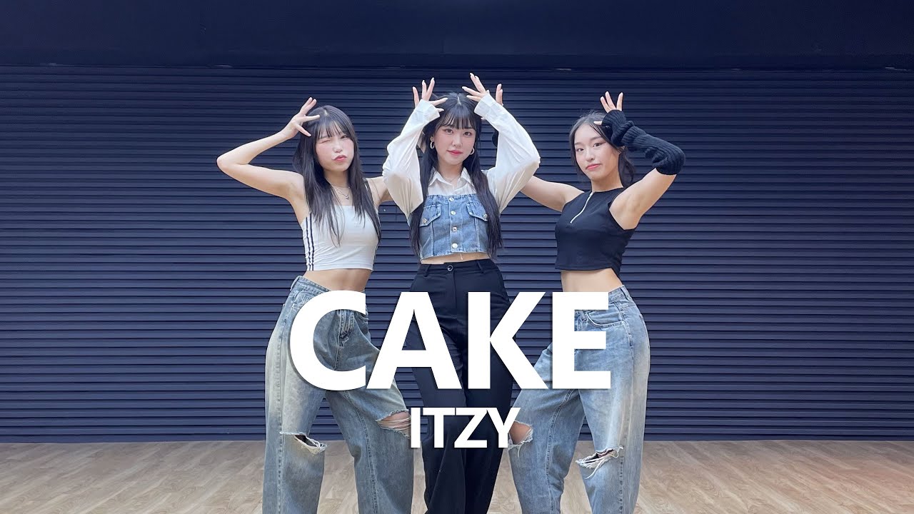 ITZY (있지) - CAKE (케이크) / dsomeb Kpop cover & dance  // dsomeb Choreography & Dance
