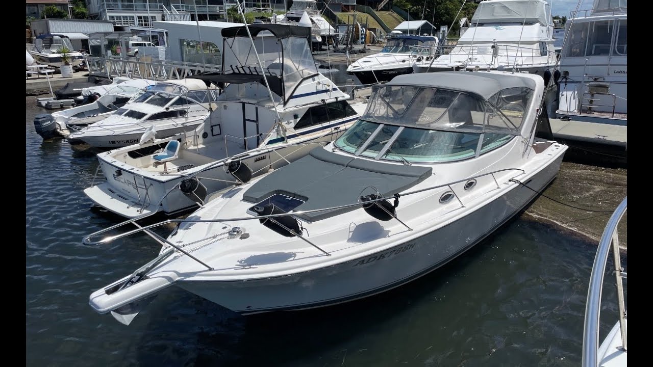 Riviera 3000 Offshore - Walkthrough