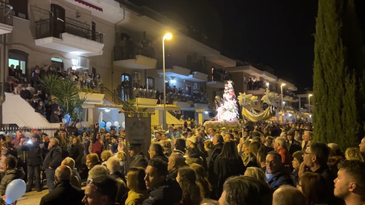 Torremaggiore Fg omaggio musicale al passaggio della Processione della Madonna della Fontana 2023.
