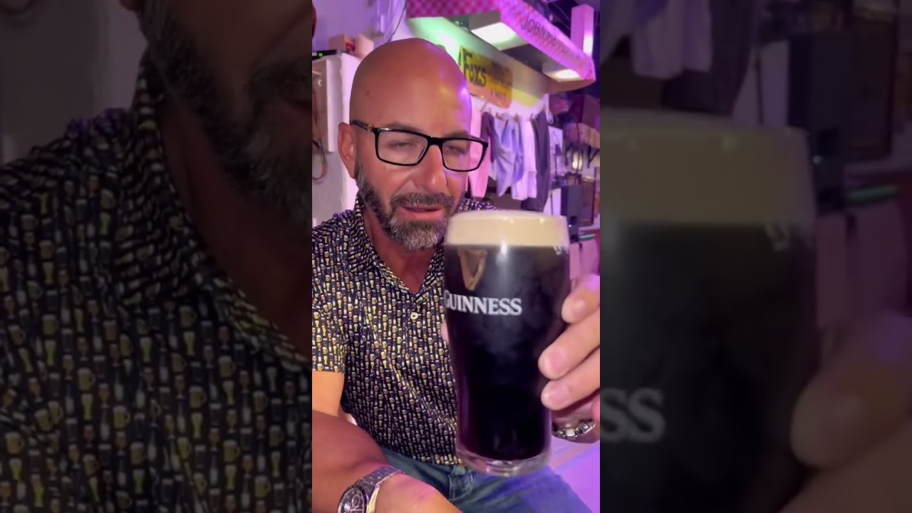 Splittin&rsquo; the G at Johnnie Fox&rsquo;s! 🇮🇪 #shorts