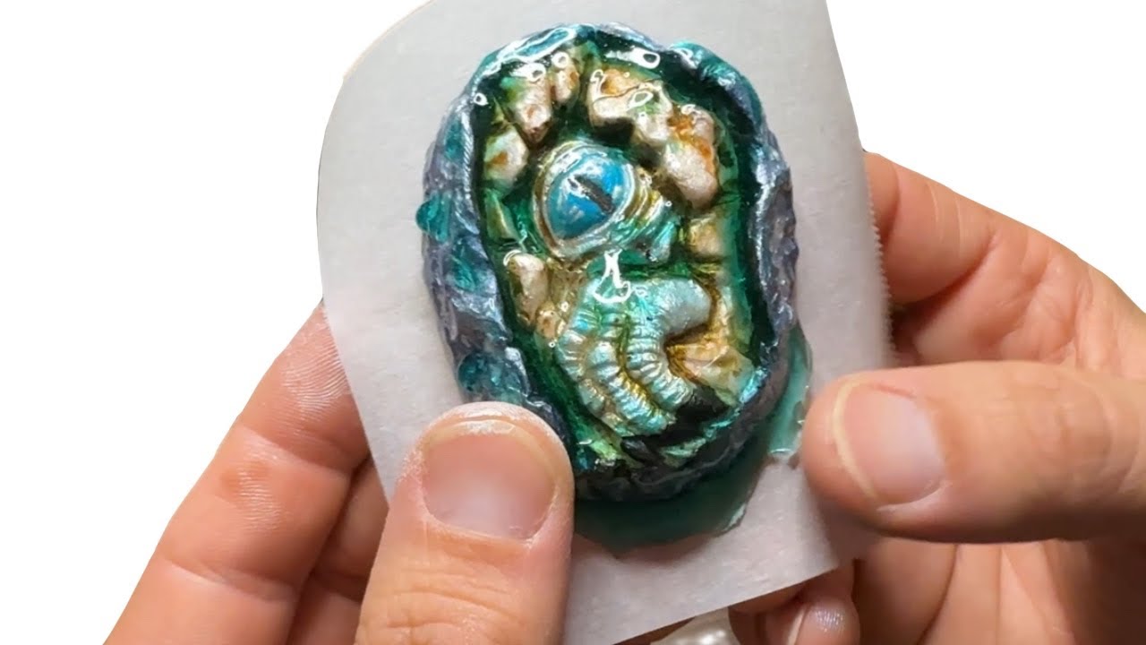 How to paint a frost dragon egg magnet, with blue ooze UV resin - Member Only