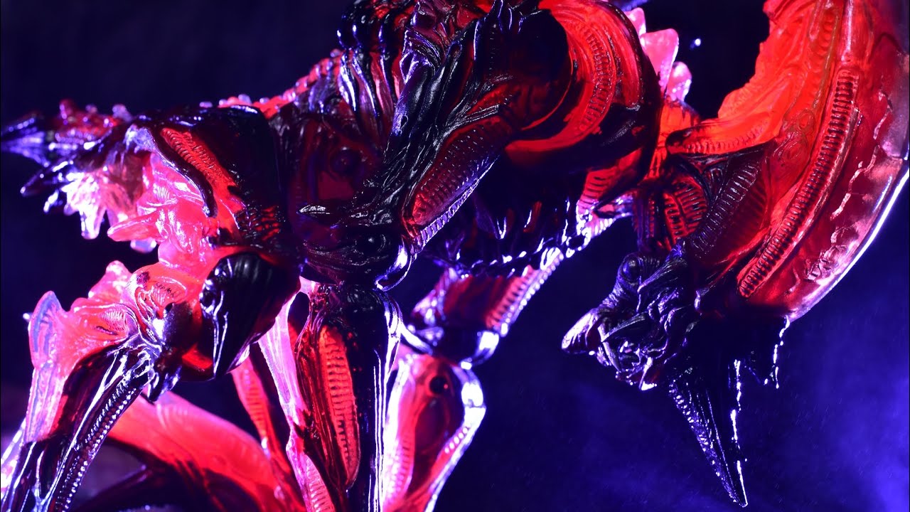 NECA Kenner Tribute Rhino Alien Review