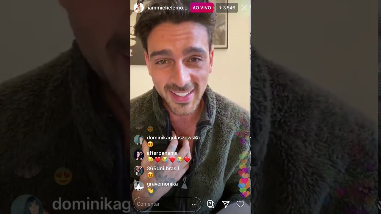 Live de Michele Morrone com fãs [01]