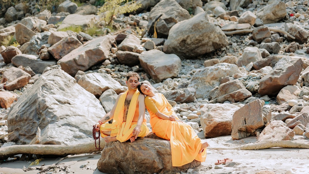 “अंकुश एवं प्रिया धर्म, प्रेम और विश्वास के मार्ग पर साथ चलने की एक नई शुरुआत।”