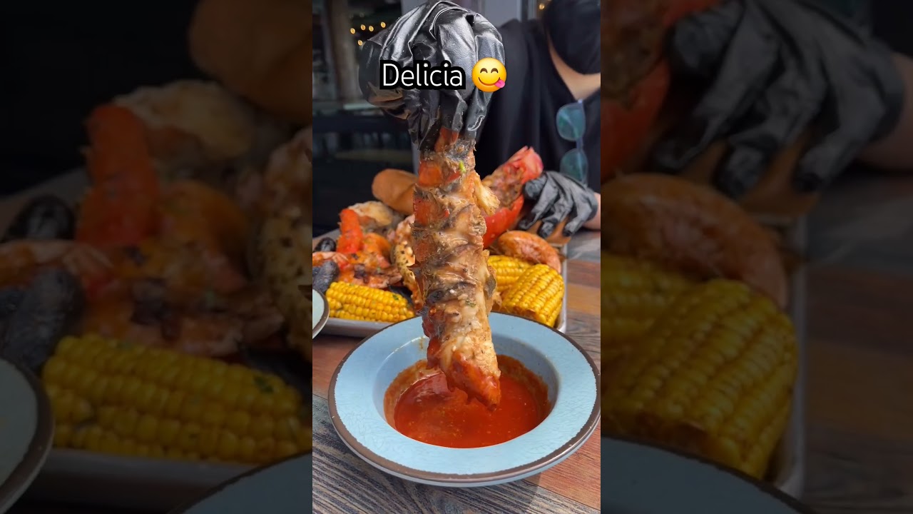&iexcl;Langosta sabrosa! 🦞😋 #Delicioso #Mariscos #comida #oceanfood #langosta