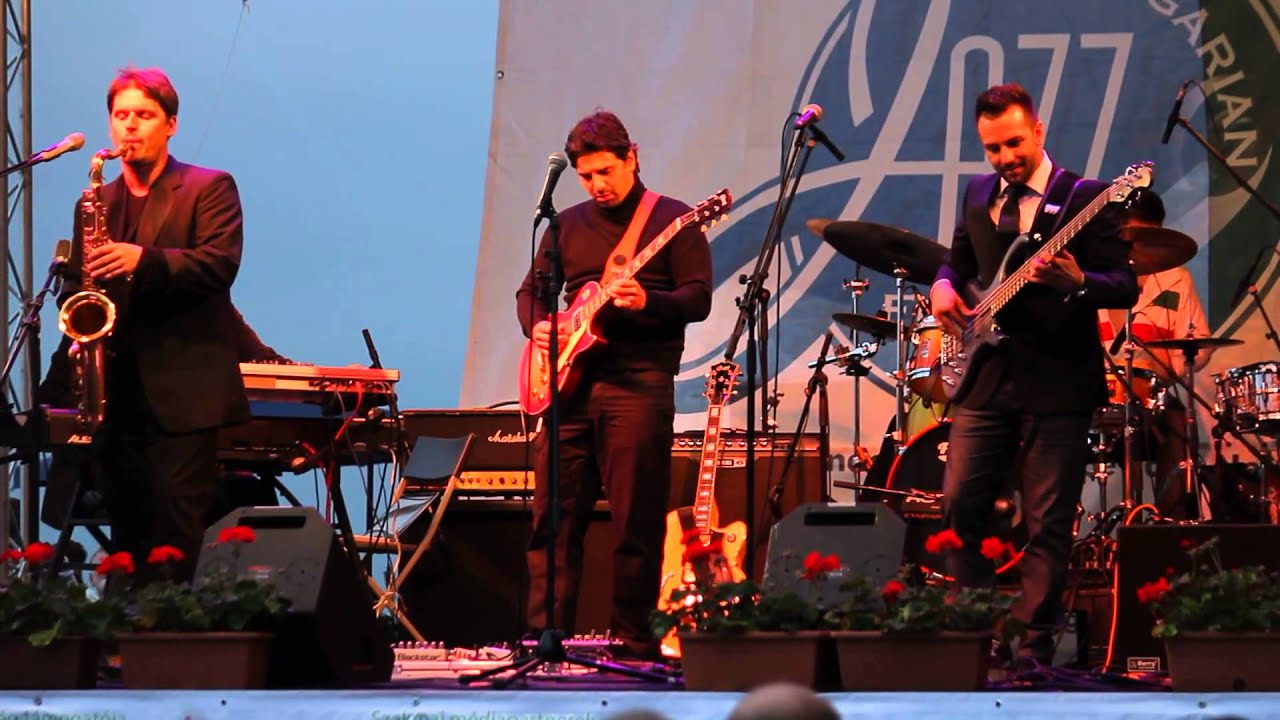 Temesi Berci - Get the answers (live concert version)