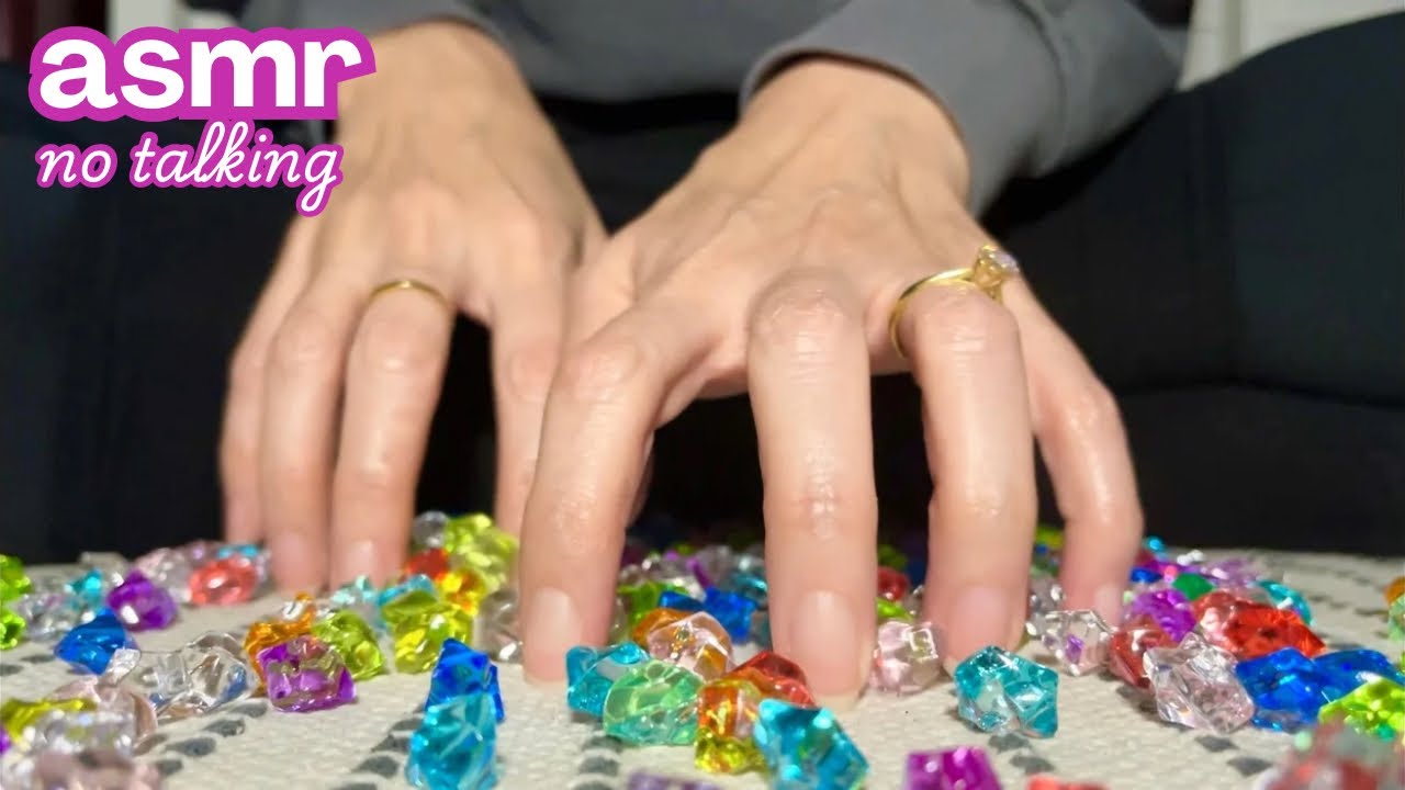 ASMR ✨ Deep Scratching & Tapping ✨ 