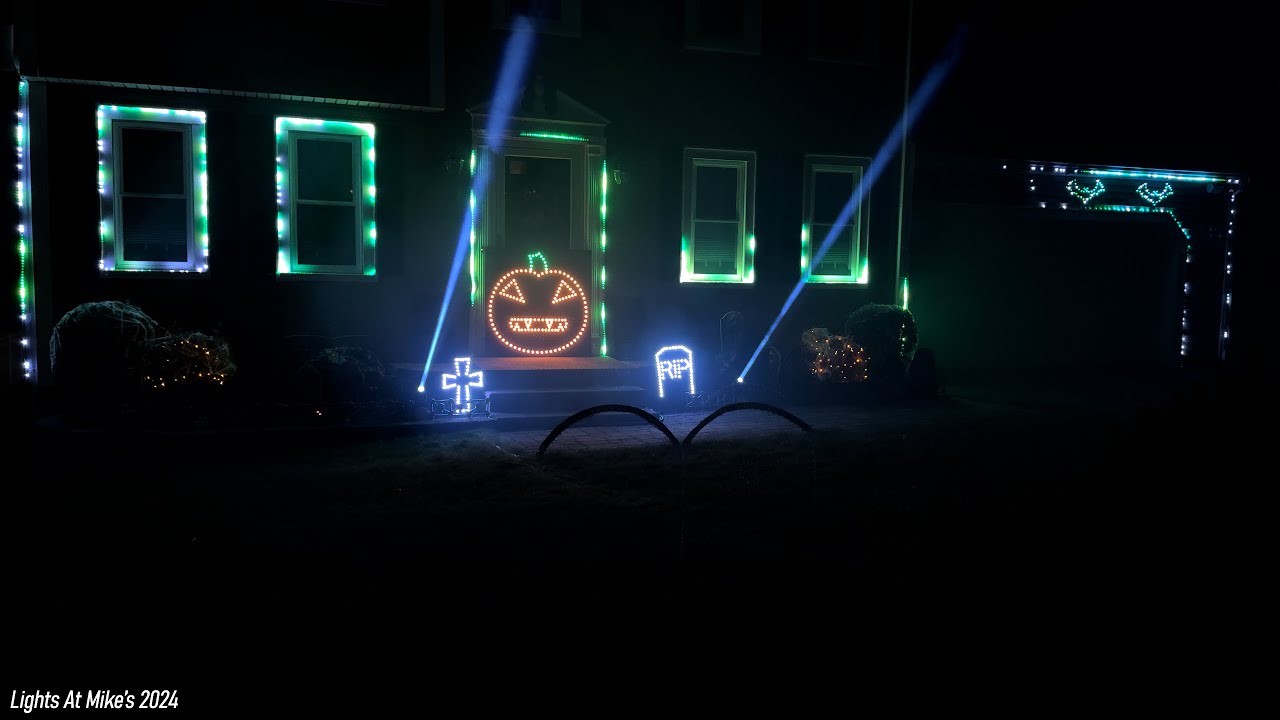 Enter Sandman By Metallica - 2024 Halloween Light Show