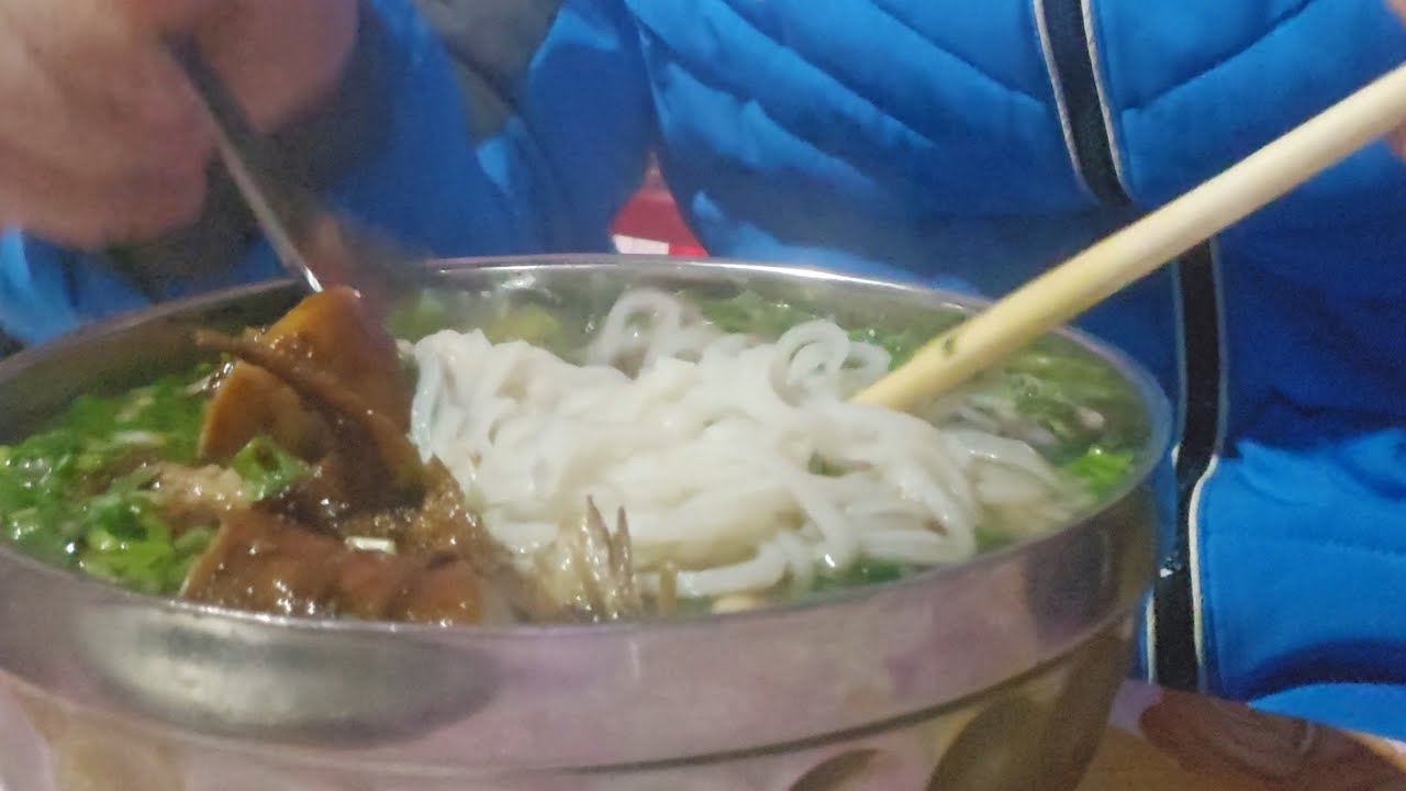 Đú đởn đi ăn ở chợ phiên nhận ra cơm vợ nấu mới là chân ái của tôi #foodvietnam #amthuc #yummy