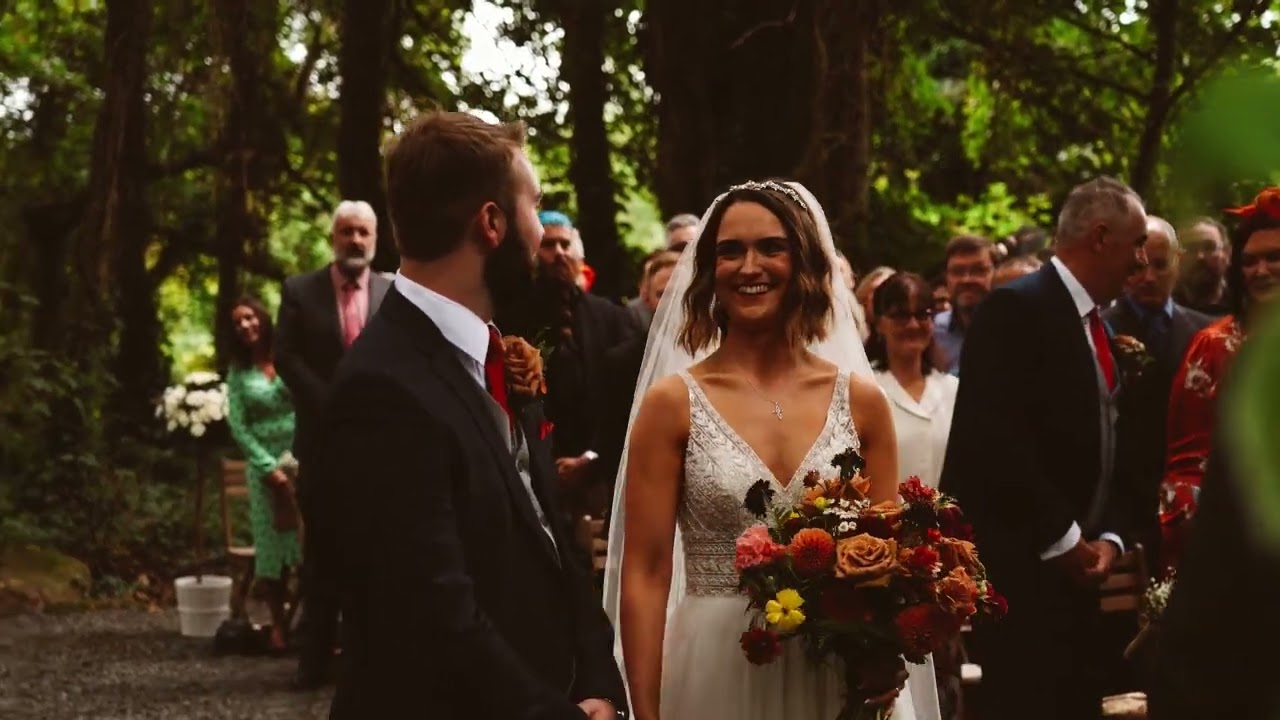 Naoise & Josh's Palace Ruins ceremony and Marquee Reception