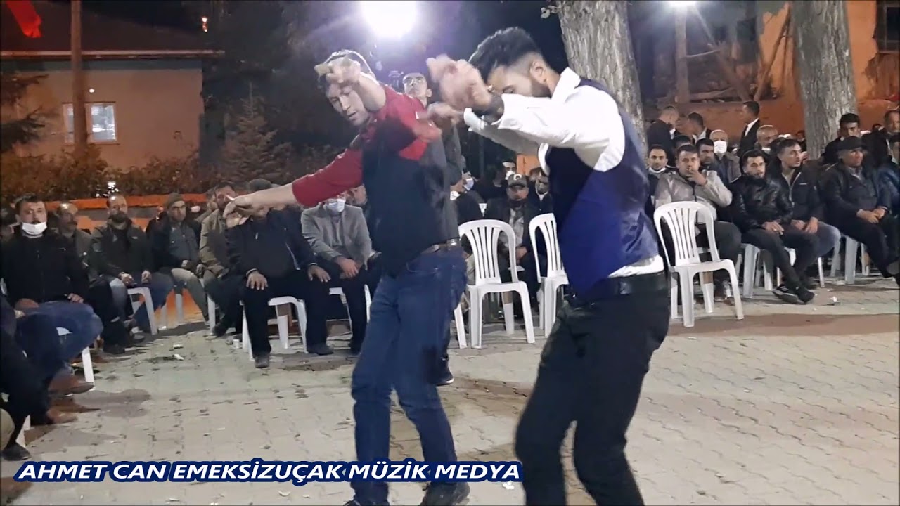 AHMET CAN EMEKSİZ 2021 YAMADAN GEL YAMADAN BİTİŞ ZEYBEGİ GÖYNÜKÖREN KÖYÜ DÜĞÜNDEN CANLI KAYIT UÇA