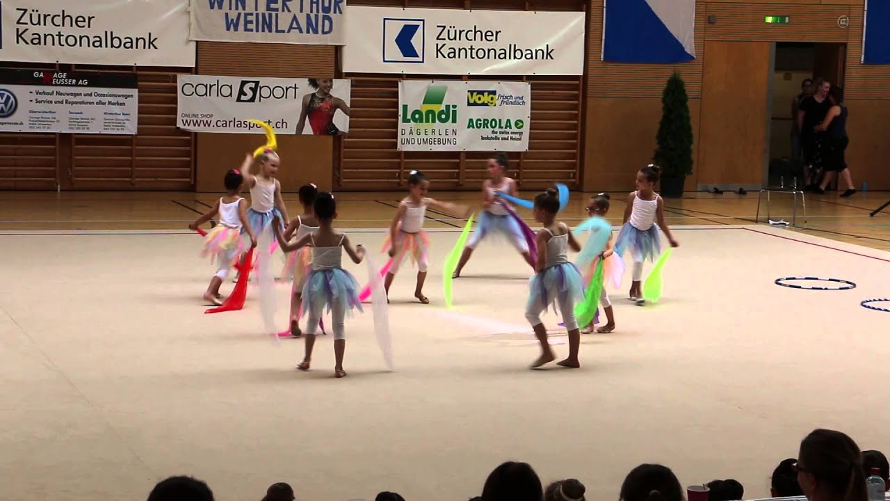 'Blumentanz' Showauftritt der Starters und Minis der RGWW 2015