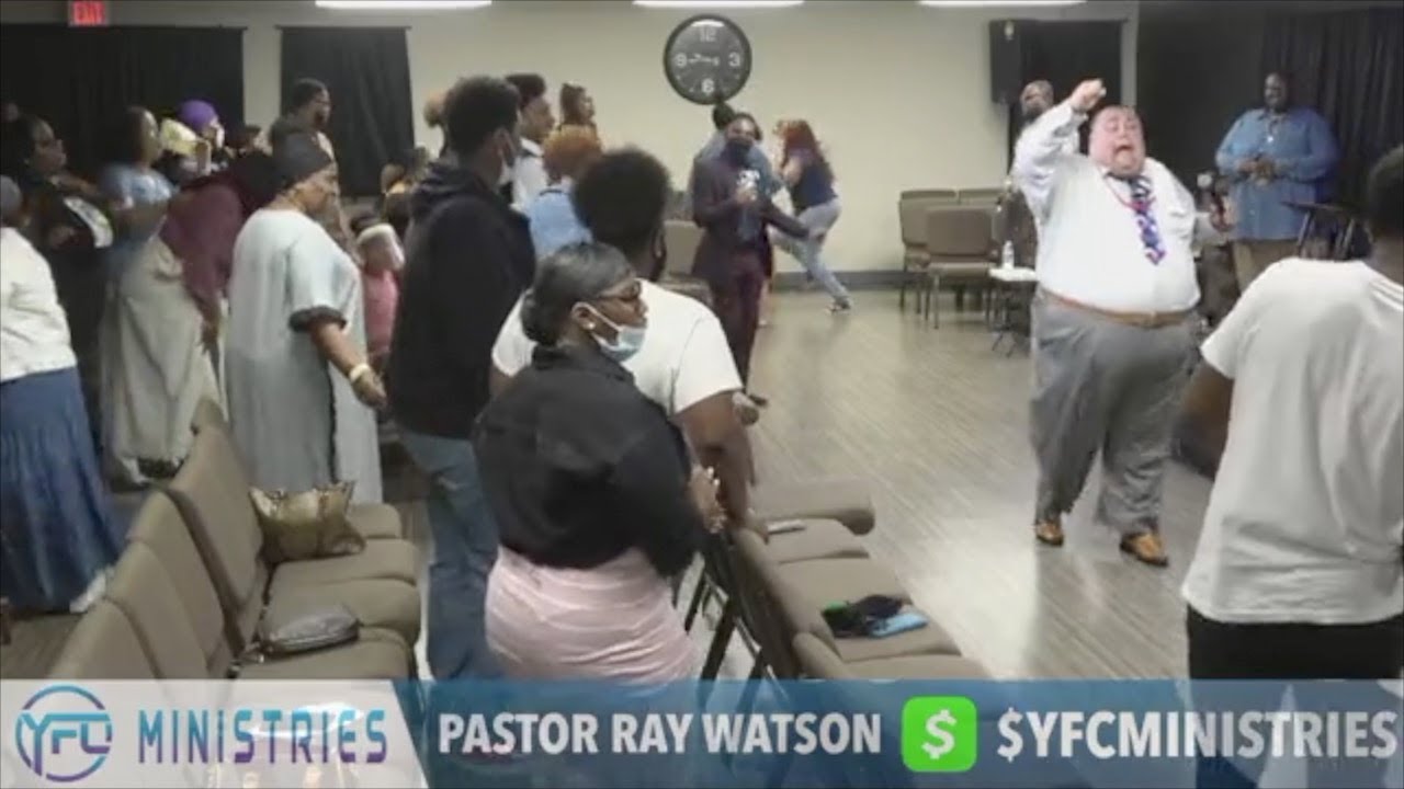 Praise Break with Elder Michael Jacobs! 🏃🏿 🏃🏿&zwj;♀️💃🏿 💃🏿