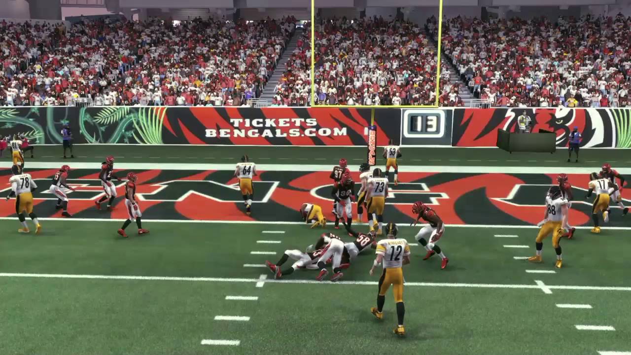 Madden 17 Ultimate Team Insane Dive for the Touchdown!