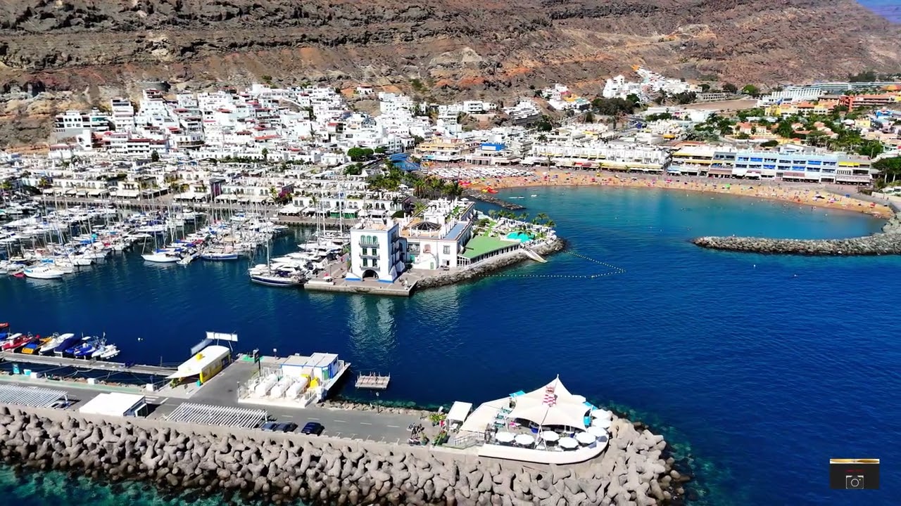 PUERTO Y PLAYA DE MOGAN GRAN CANARIA