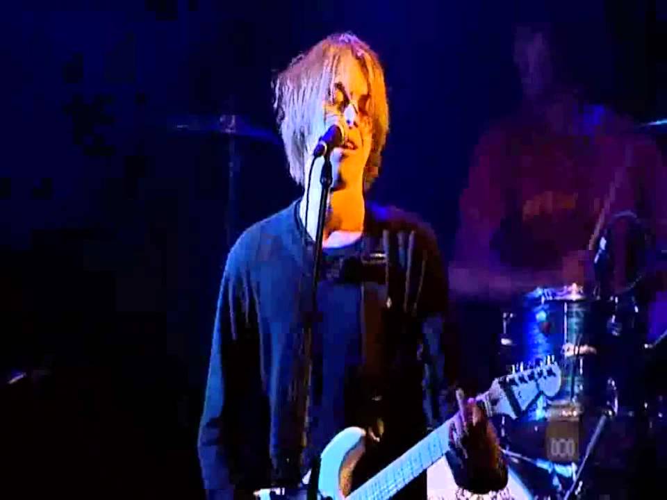 The Vines - Don't Listen To The Radio (JTV Live)