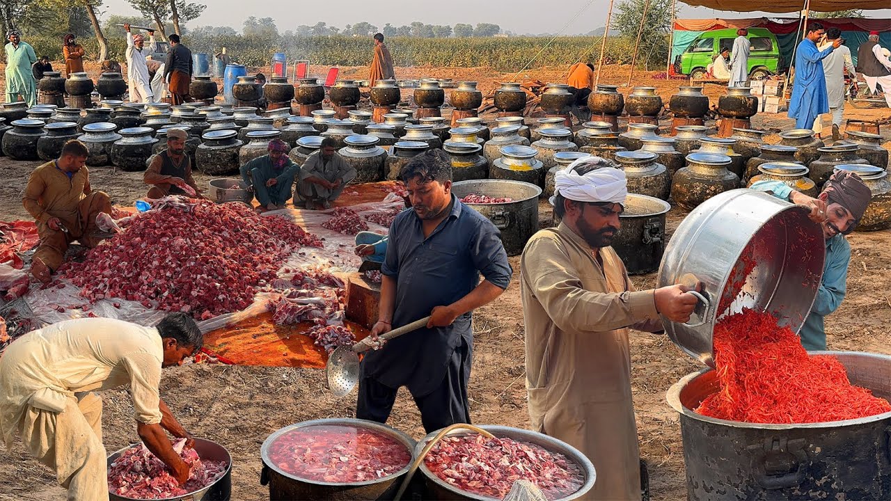 Massive Pak–Ind Border Wedding Feast | Hot Mutton Beef Qorma | Gajjar Halwa & Mattar Qeema Prep