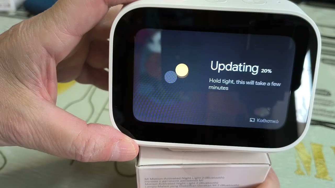 Unpacking, setting up and displaying the Xiaomi Mi Smart Clock  ,