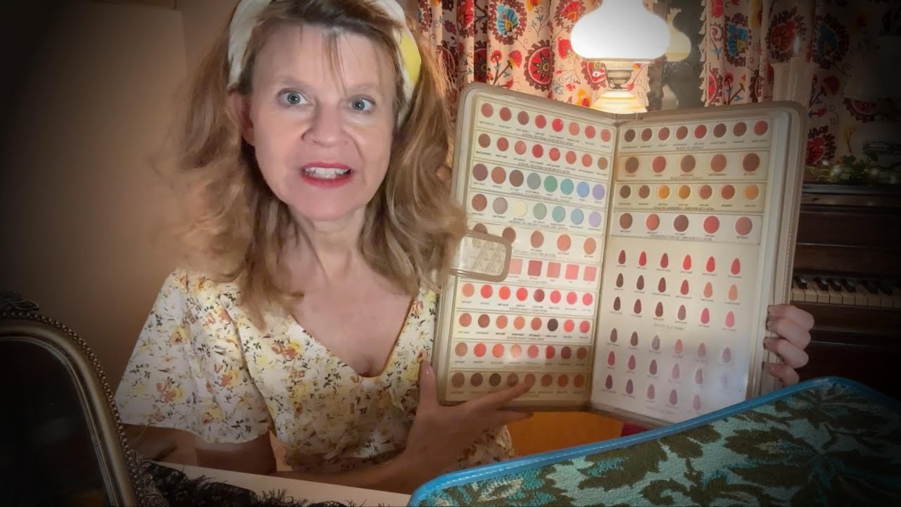 ASMR-видео с участием женщины из рекламы Avon конца 1940-х годов — постукивание и демонстрация об...