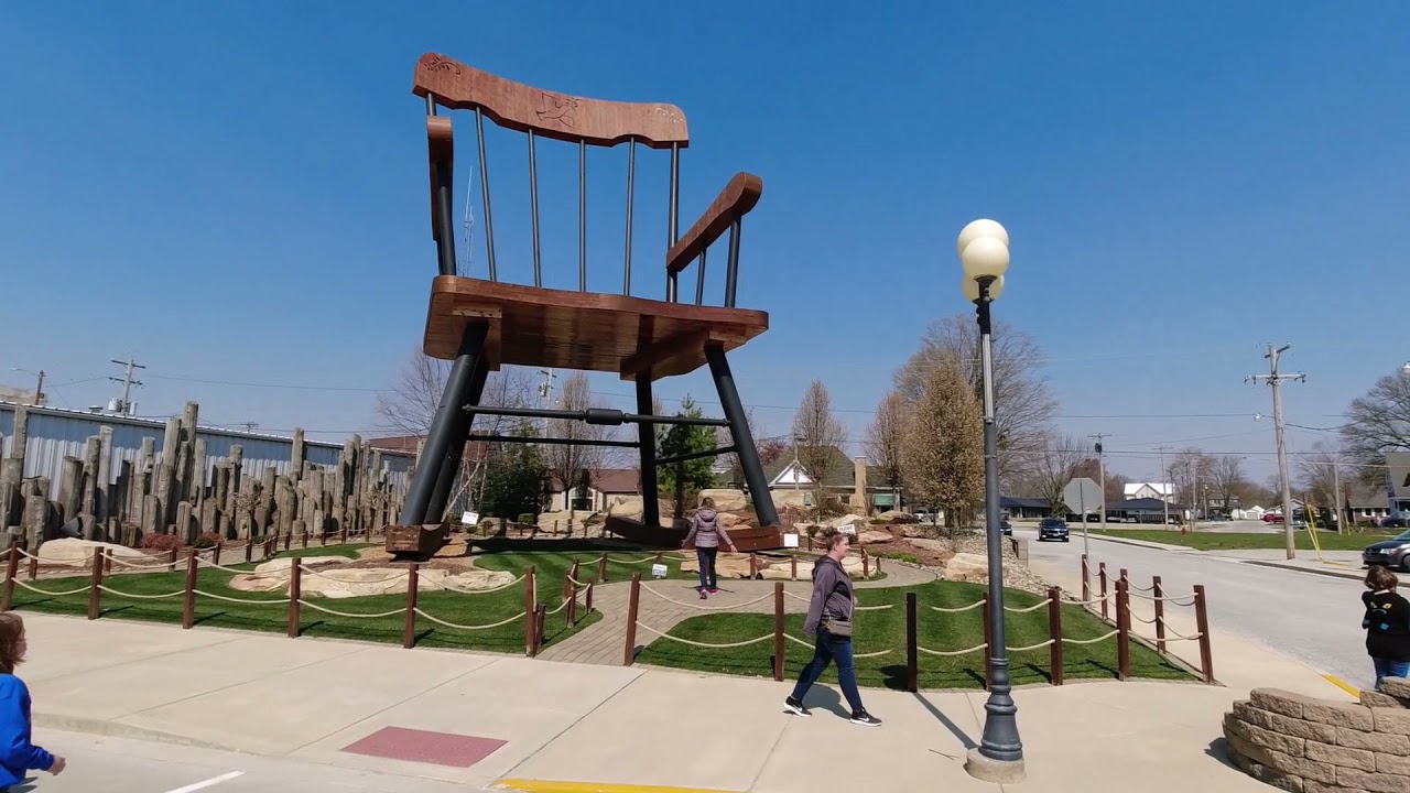 WORLDS BIGGEST ROCKING CHAIR, GUINNESS BOOK OF WORLD RECORDS