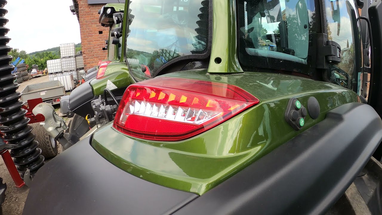 2021 Valtra G105 Ultimate 4.4 Litre 4-Cyl Diesel Tractor (105 / 110 HP)