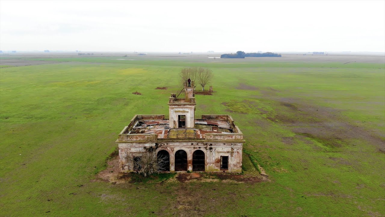 Hermosa ESTANCIA de CAMPO abandonada en el MEDIO de la NADA | Estancia La Chica, Salto