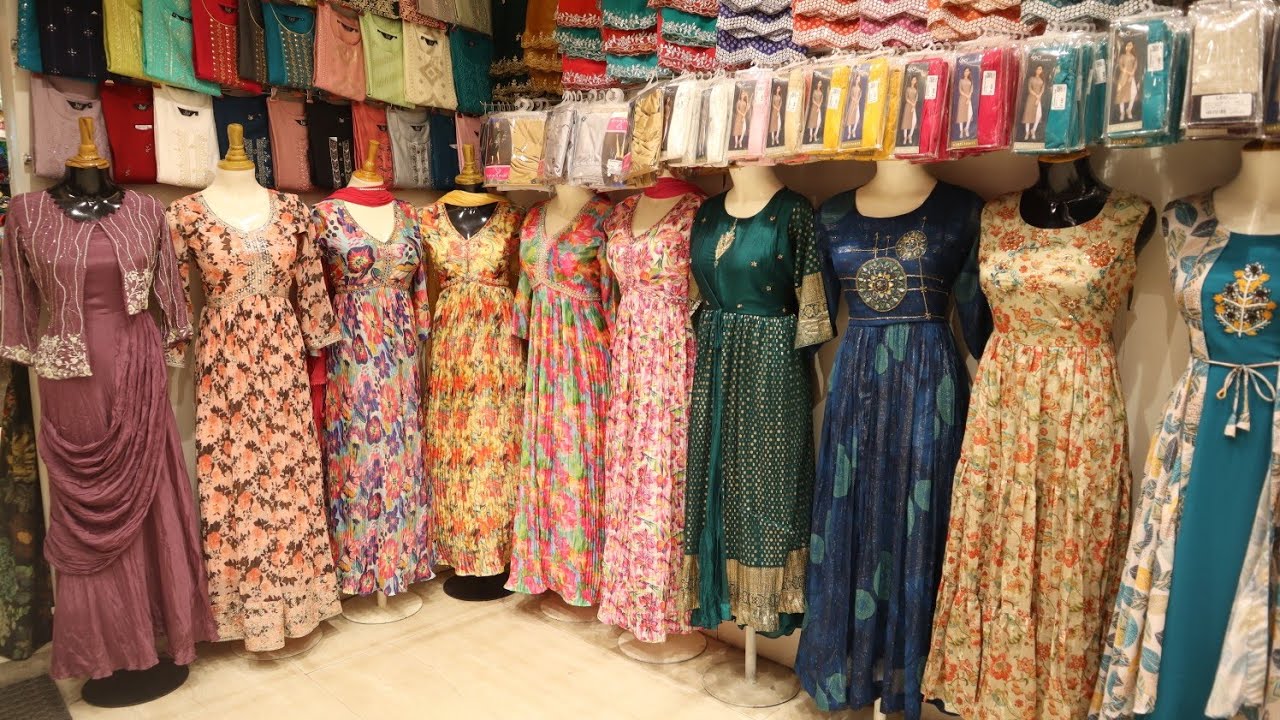 Hidden gem | CHUDIDHAR PARK| Diwali saravedi collection|shocking price | home delivery available