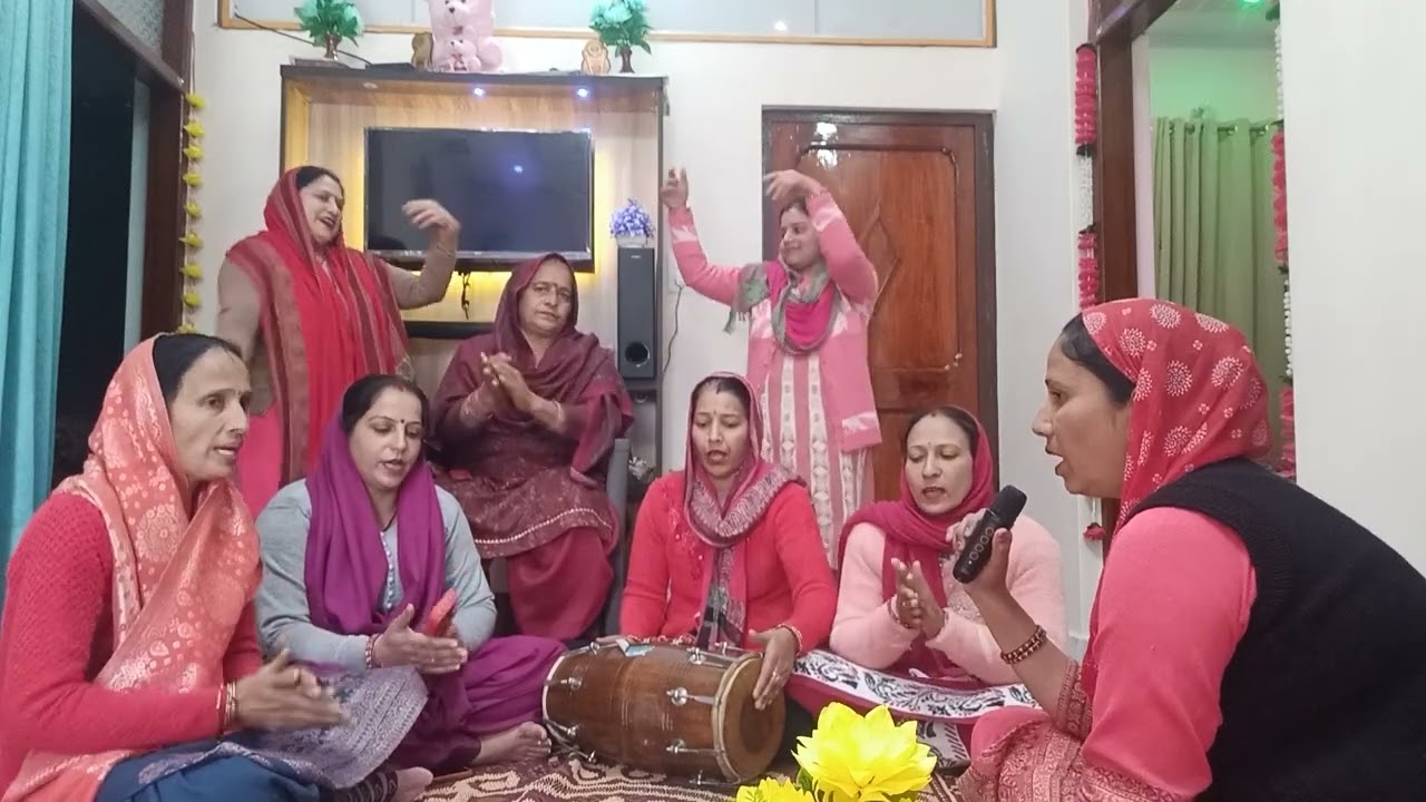 मैं तो कृष्णा तेरी हूं
