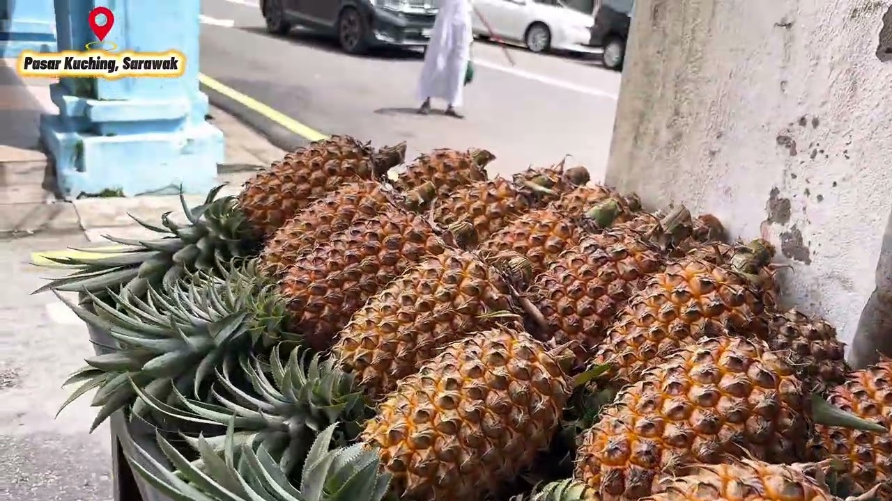 JALAN-JALAN DI PASAR KUCHING, SARAWAK