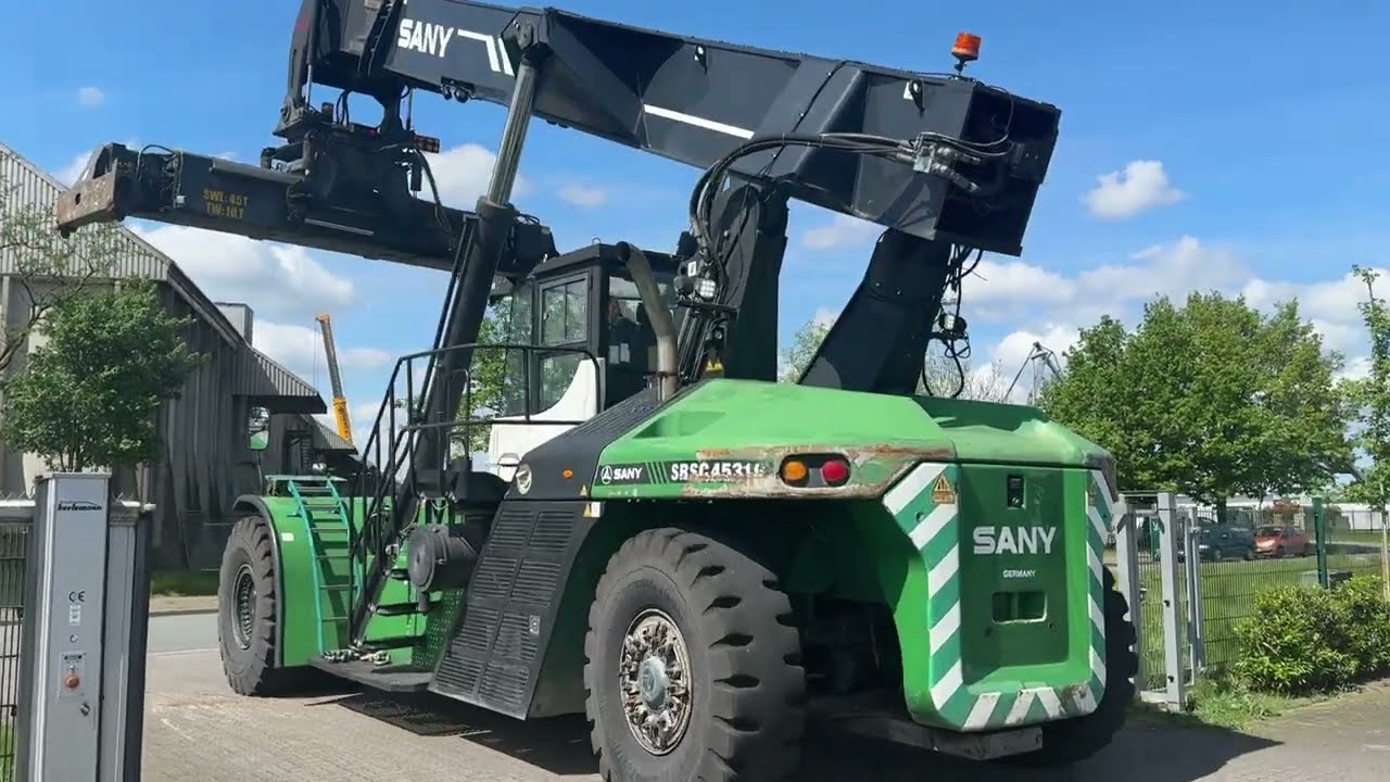 D4033 Sany SRSC4531G Reachstacker with movable counterweight from 2014