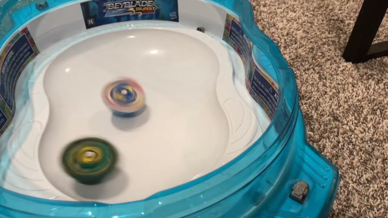 How to use Beyblade burst rise set and how to assemble the Beyblades
