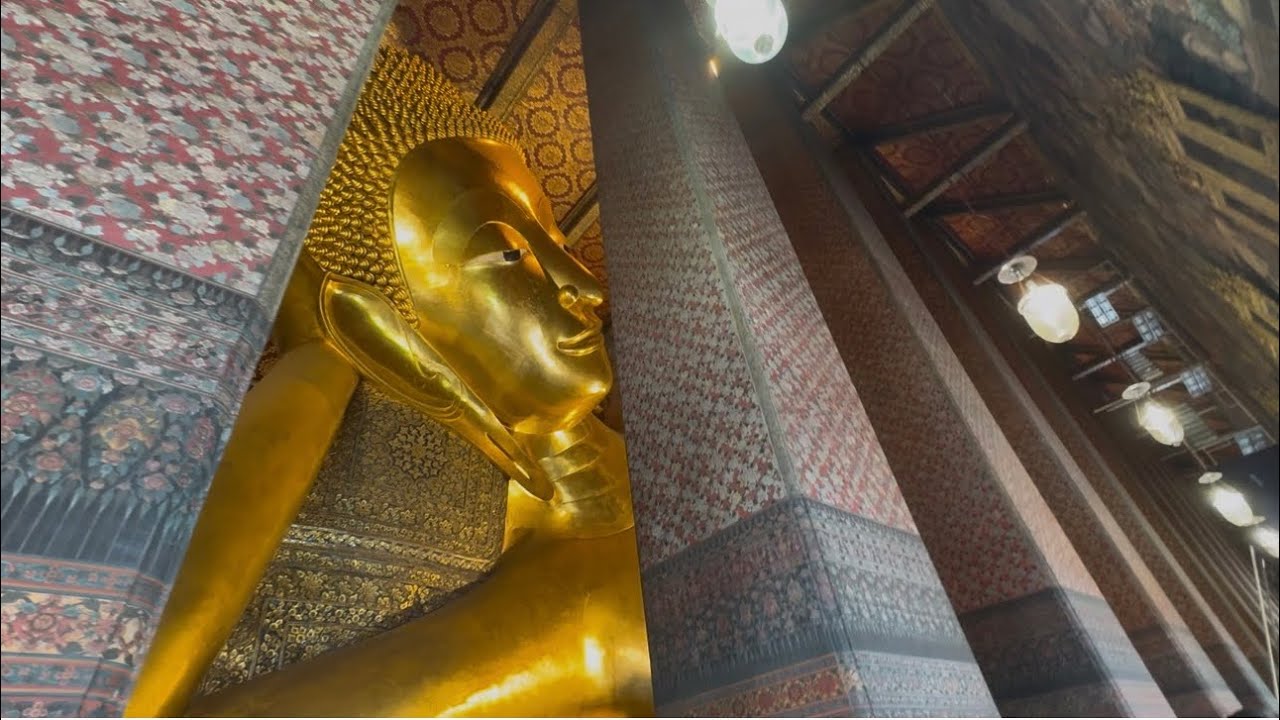 Inside Bangkok’s Giant Gold Temple: The Reclining Buddha (Wat Pho) 🇹🇭 #trending #viralvideo #viral 