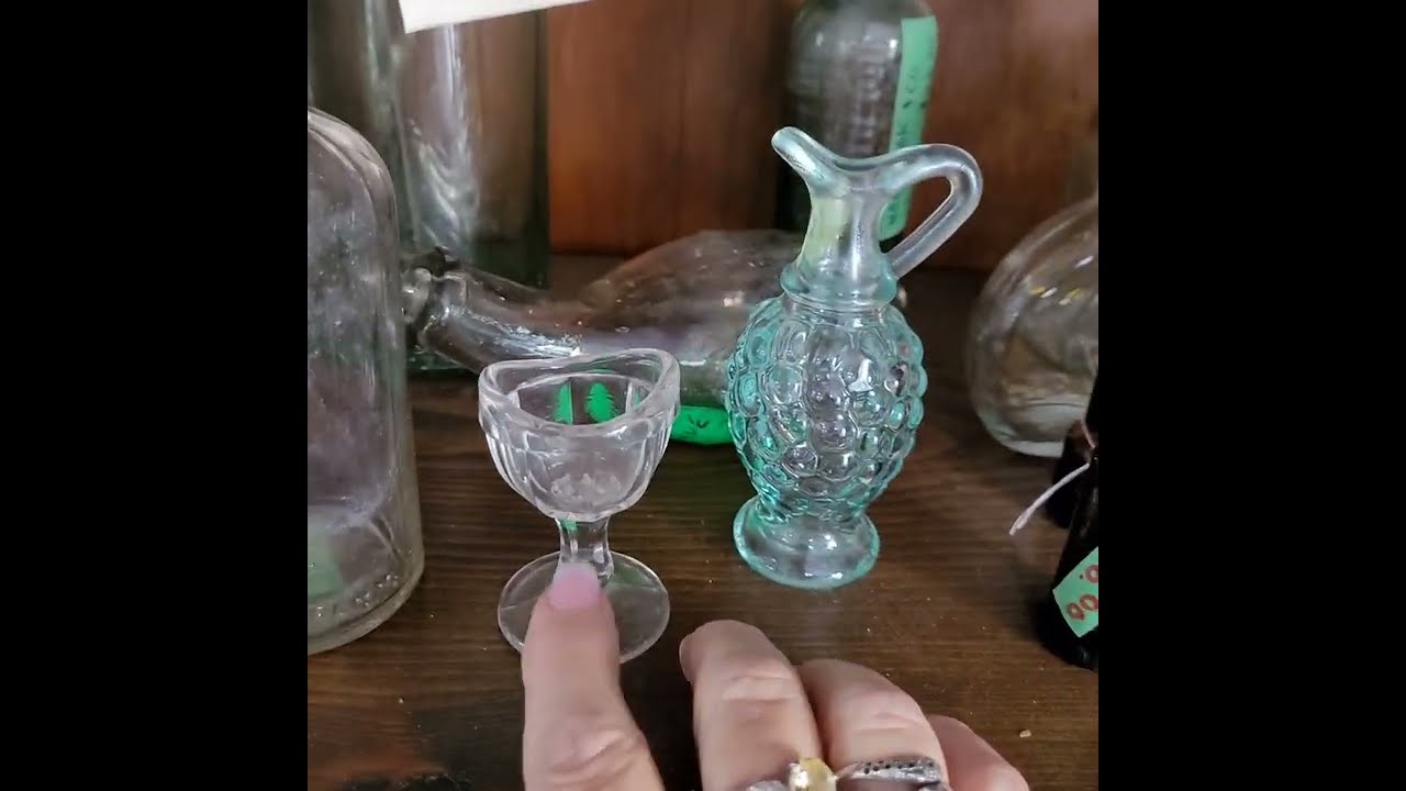 Oh my goodness what in the heck are these... treasures and coffee with AL and Christine