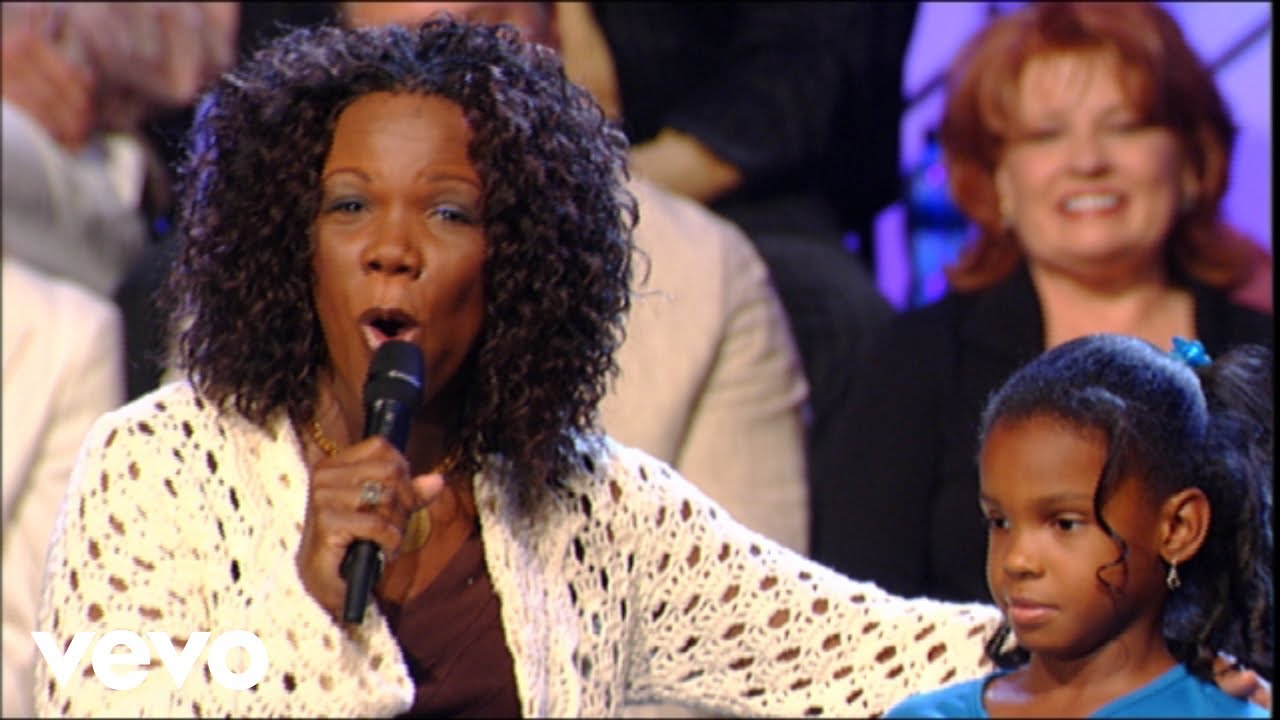 Bill & Gloria Gaither - That's What Jesus Means to Me [Live] ft. Lynda Randle, Joy Randle
