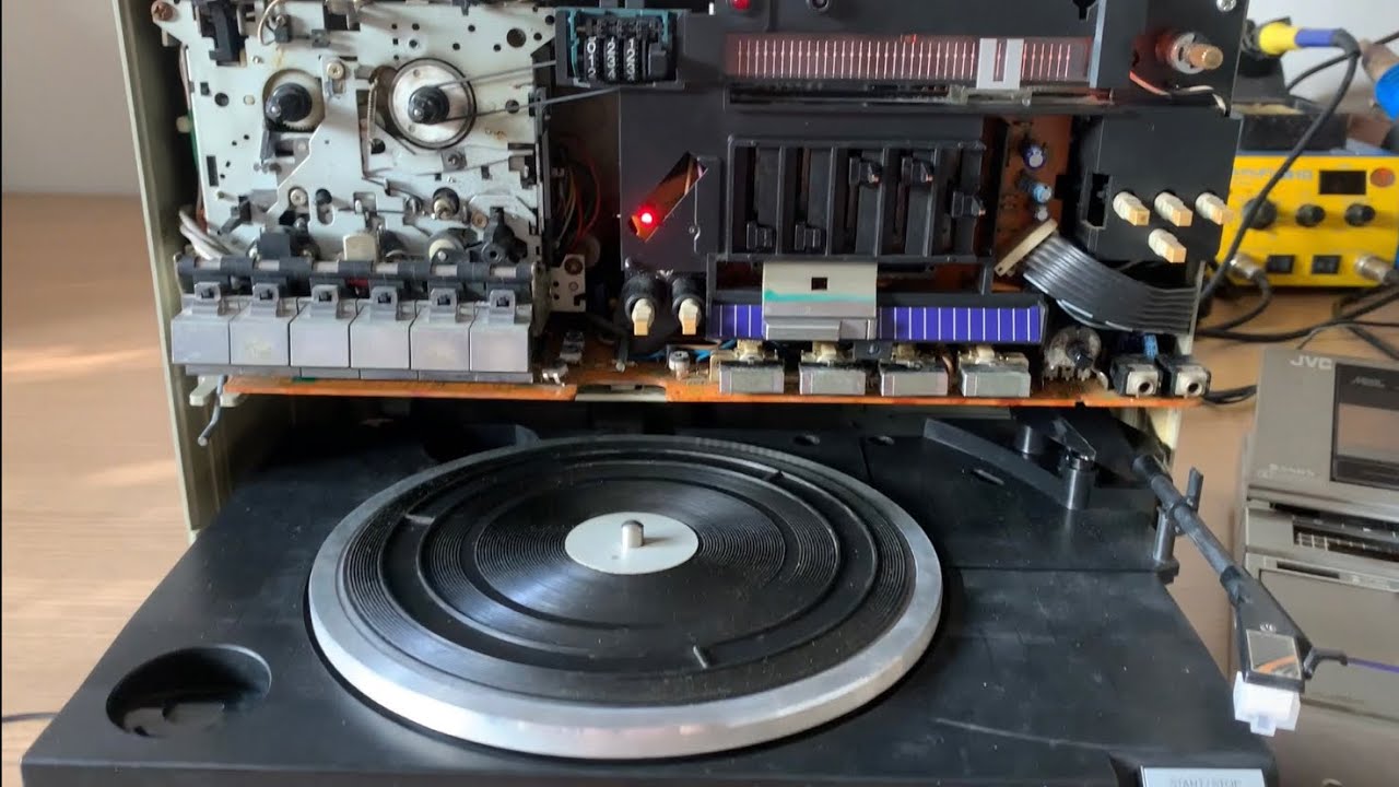 Restauração: System 3x1 JVC DC-33L (P2)