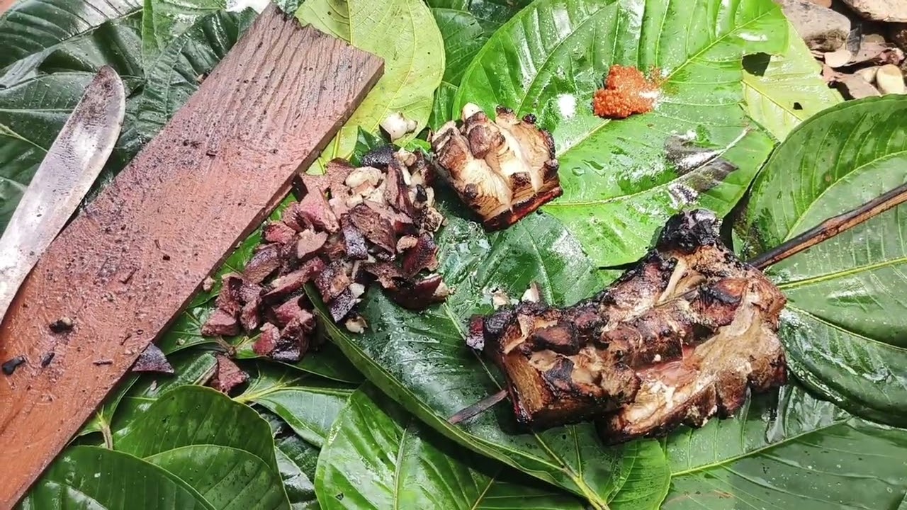Ngulih ke kayu alu BBQ ba kerangan sebidai. 