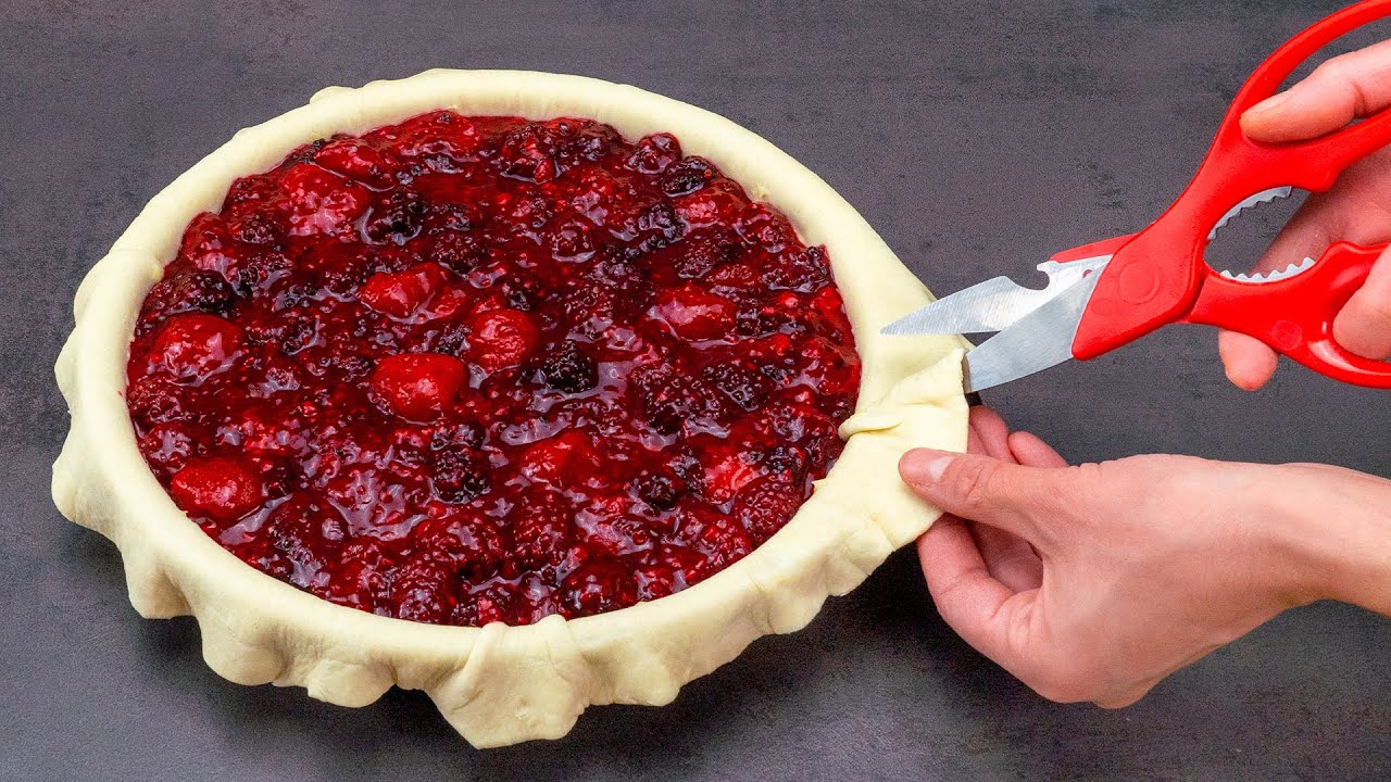 Tarta cu minim efort - din foietaj si fructe de padure!