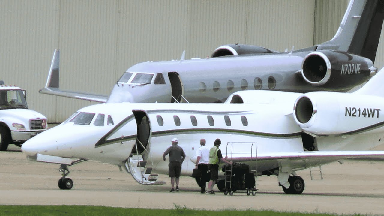 Cessna Citation X Departs For Teterboro - ONLY ONE PASSENGER AND A SET OF GOLF CLUBS ARE ABOARD!