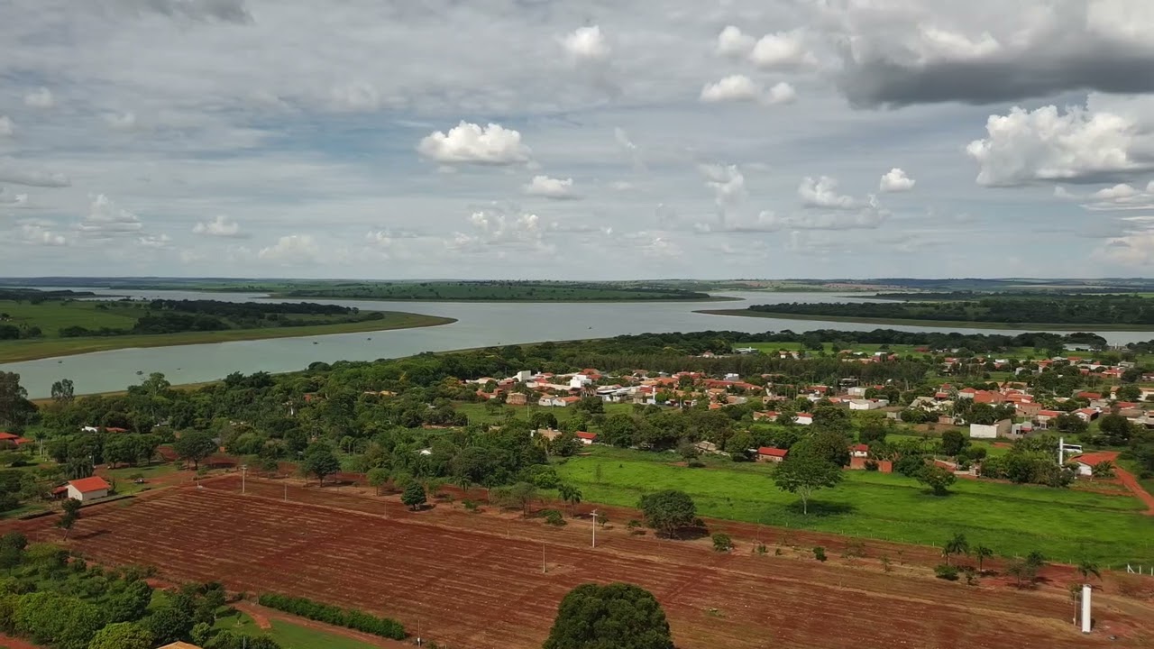 REPRESA DA USINA DE ÁGUA VERMELHA EM CARDOSO - SP