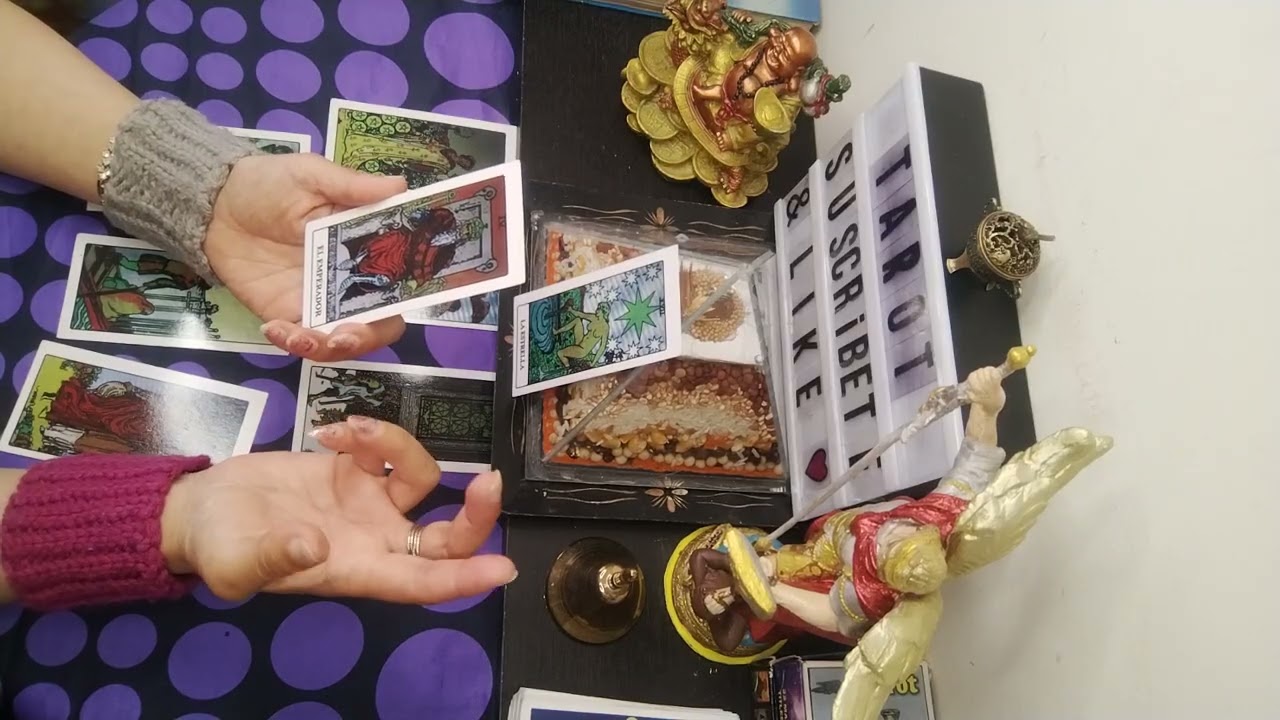 ¿Quién está por entrar en tu vida y que viene a transformar en tu corazón?😍🥰😘🤫👫TAROT INTERACTIVO.
