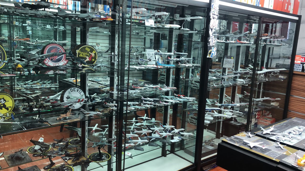 Acompáñenme al Showroom más grande de aviación en México, Mayday Hobby Shop.