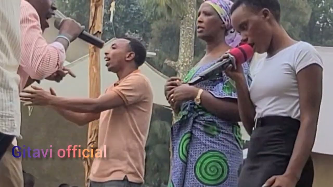 KADOGOWE GENDA NDAGUKUNDA UZUSENGA NEZA PAPA 