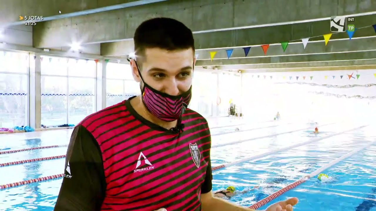 Menuda cantera! Aragón TV 07-11-21 ESCUELA DE TRIATLÓN