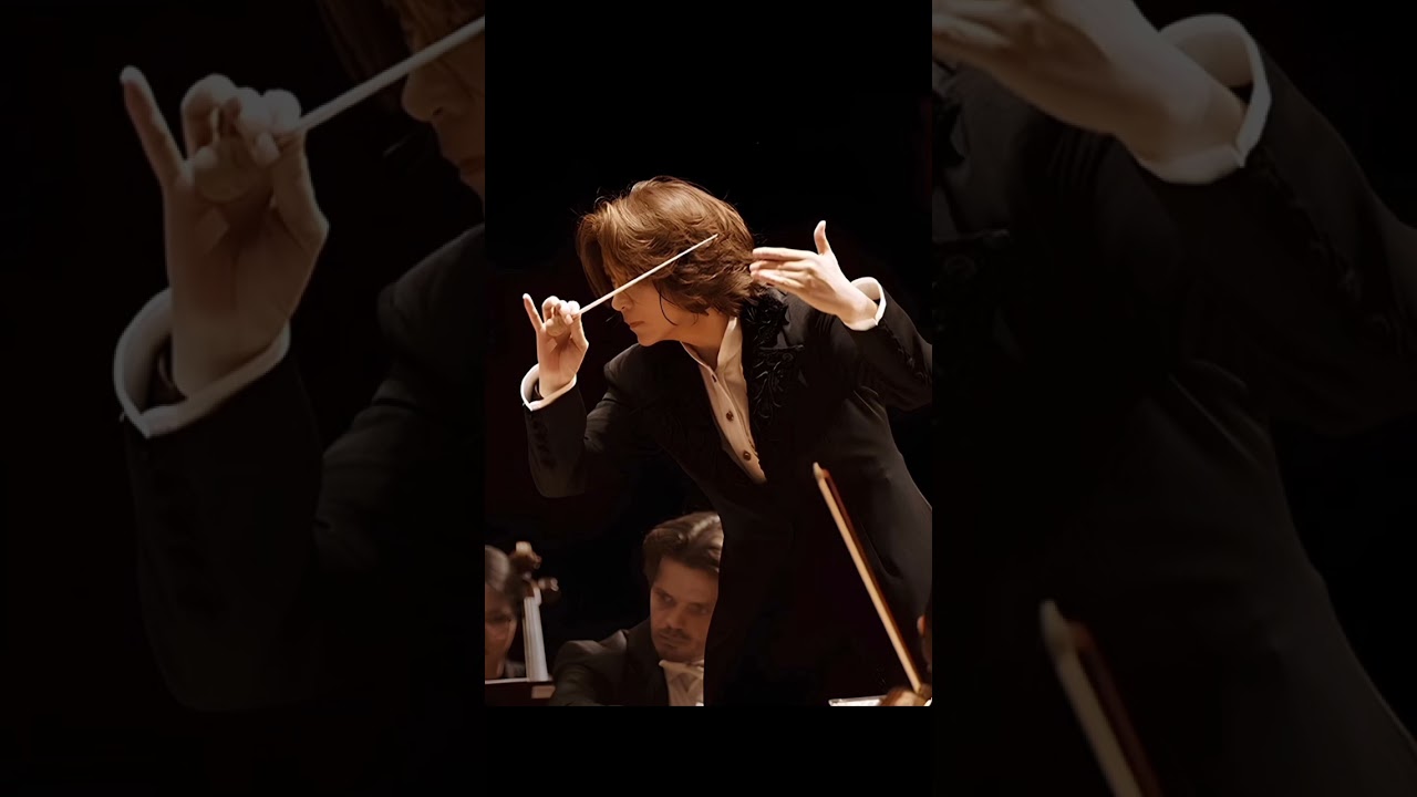 Chinese song-A tribute to the traditional Chinese music on strings. 