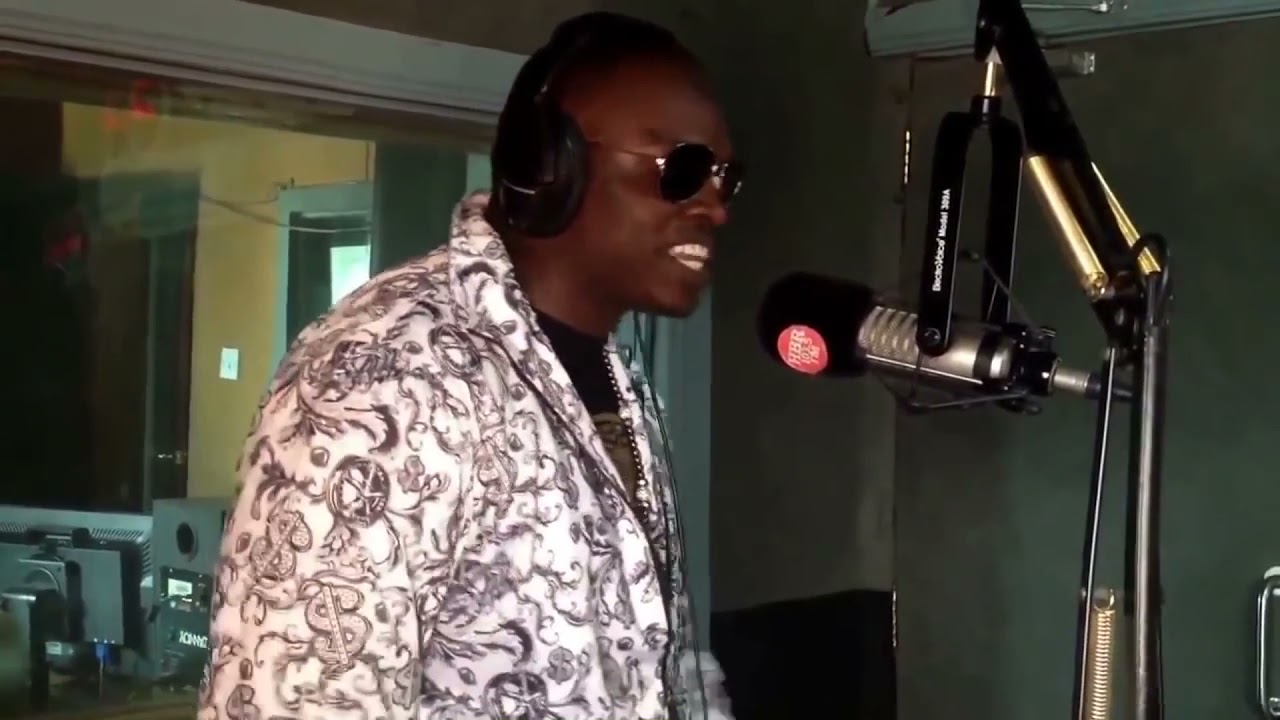 OCTOPIZZO KHALIGRAPH AND VIRUSI MBAYA ON POUND CAKE BEAT