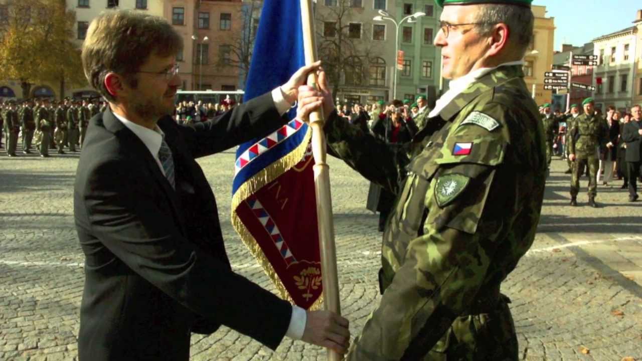 Velebný & Fam - prohlídka vyšívací firmy - Czech embroidery company