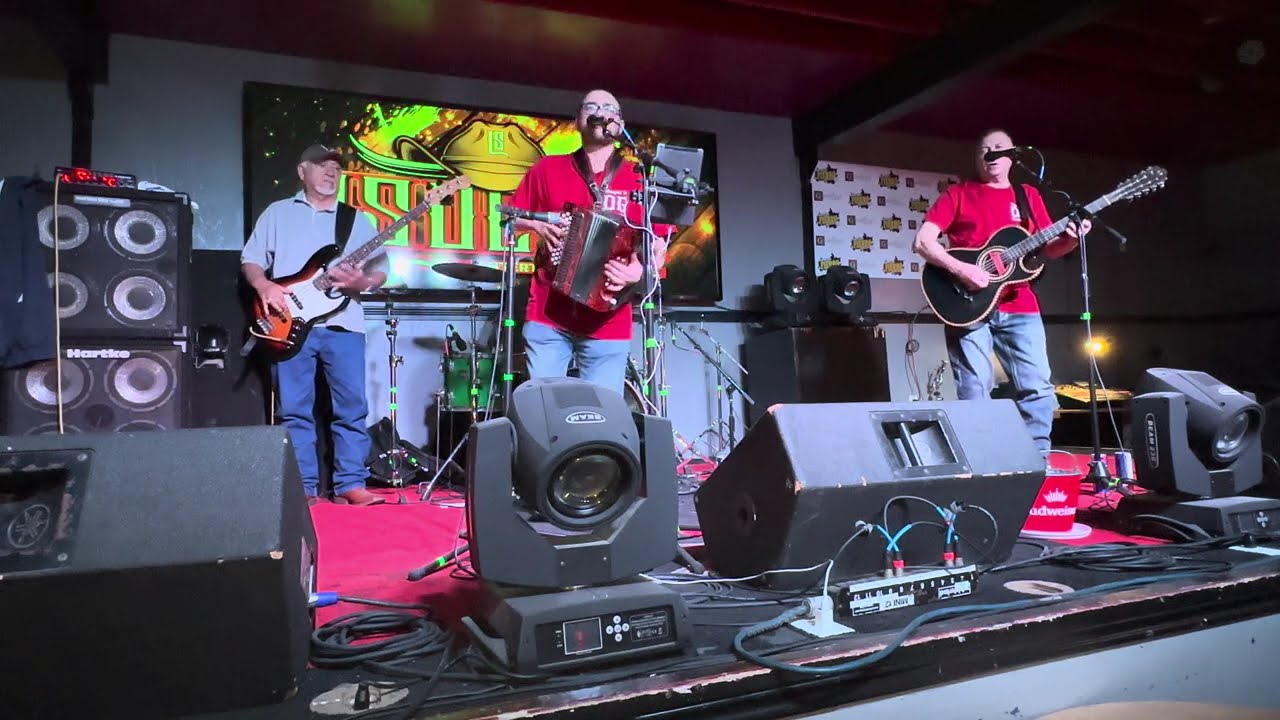 Los Tellez @ El Social