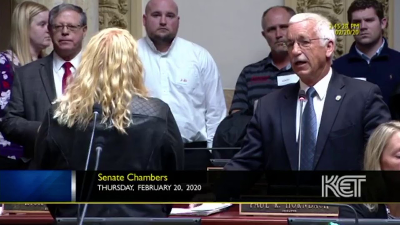 State Sen. Paul Hornback welcomes Whitney M. Young Jr. Job Corps students to the Kentucky Senate