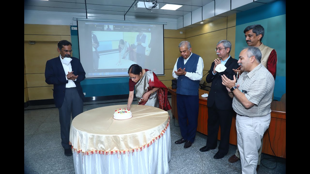 Dr Anita Saxena Farewell speech and birthday celebration
